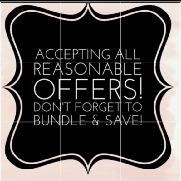 Baby gap gorgeous rainbow eyelit dress 3-6M NWT - Picture 4 of 4